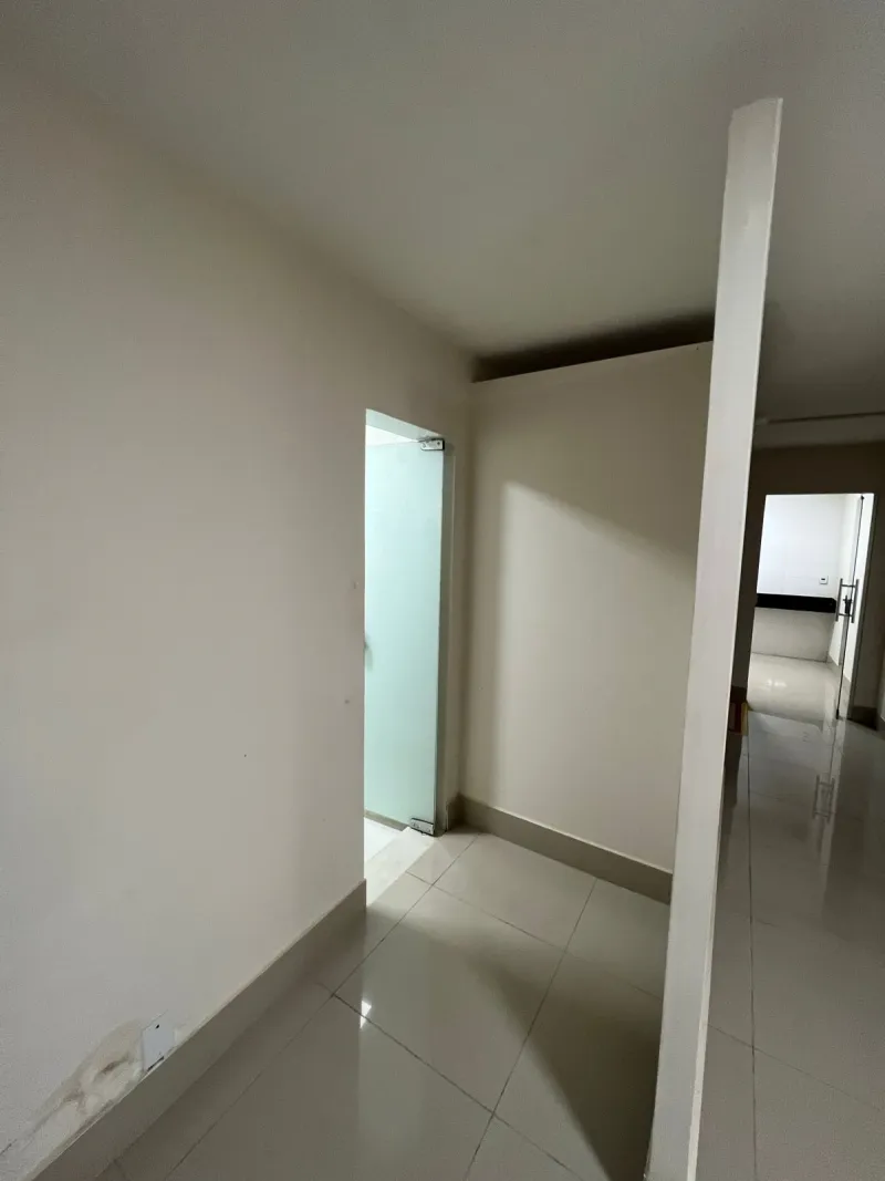 Segundo corredor do mezanino