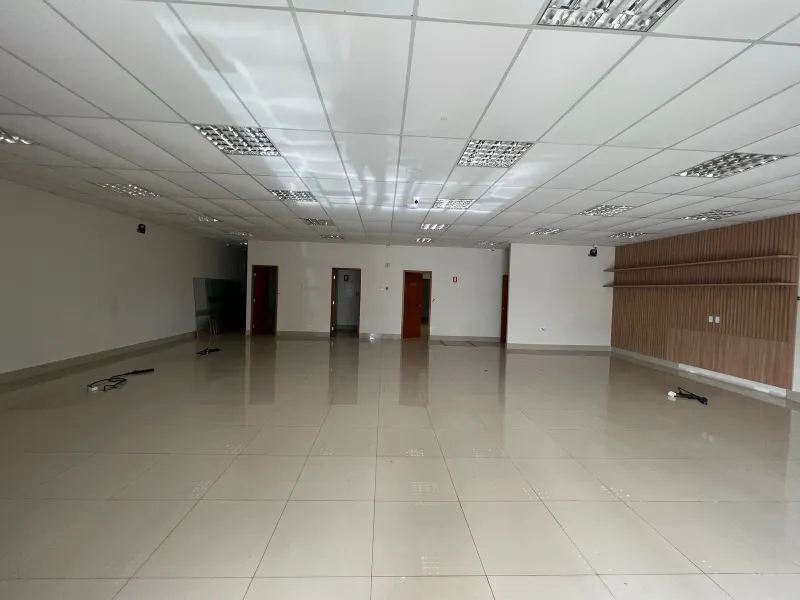 Salão principal visto de outro ângulo